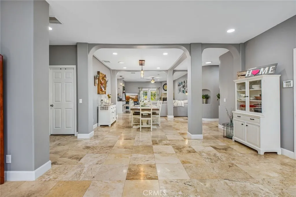 29110 Longhorn, Canyon Lake, California 92587 home-pic-8