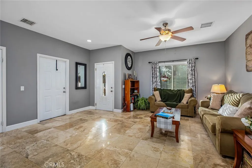 29110 Longhorn, Canyon Lake, California 92587 home-pic-7