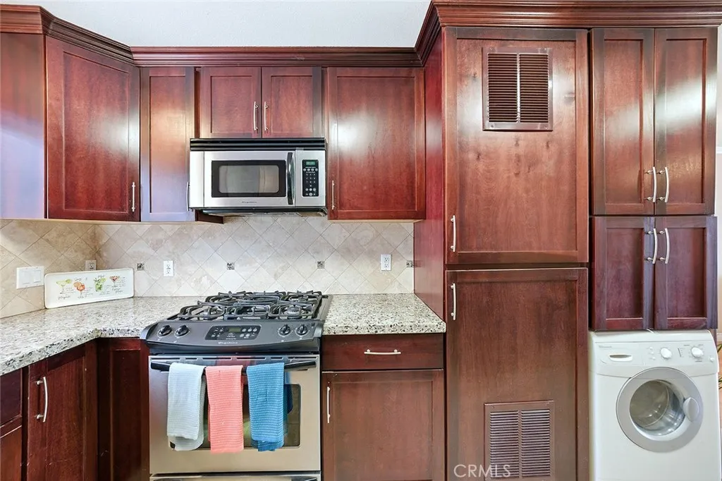 637 Atlantic 3, Long Beach, California 90802 home-pic-8