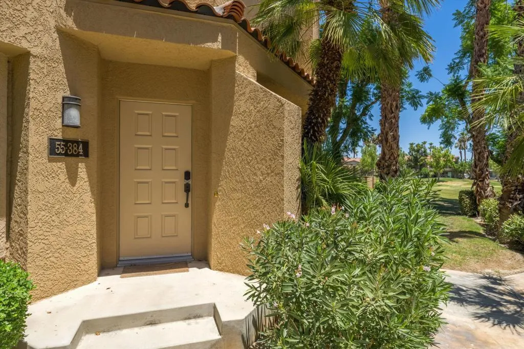 55384 Laurel, La Quinta, California 92253 home-pic-4