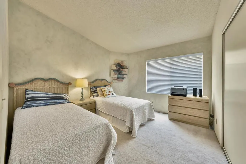 55384 Laurel, La Quinta, California 92253 home-pic-17