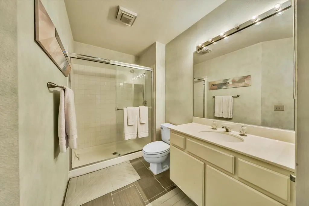 55384 Laurel, La Quinta, California 92253 home-pic-18