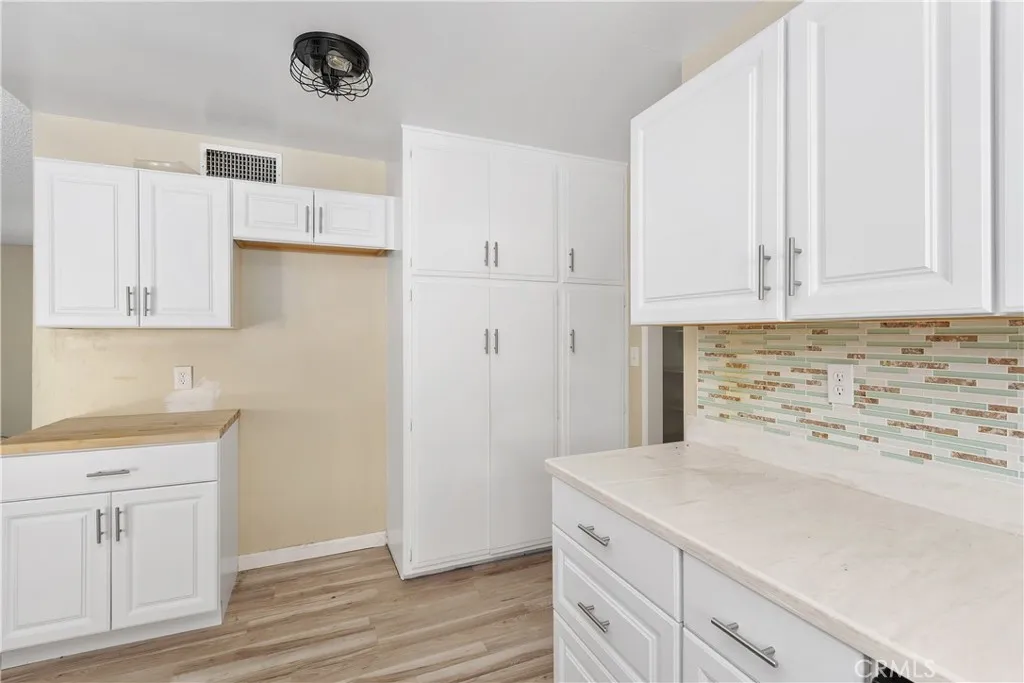 890 S Inez St. Street, Hemet, California 92543 home-pic-14