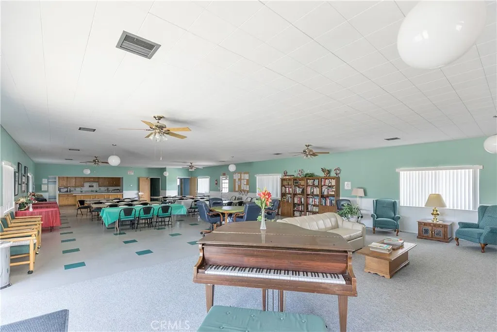 890 S Inez St. Street, Hemet, California 92543 home-pic-37