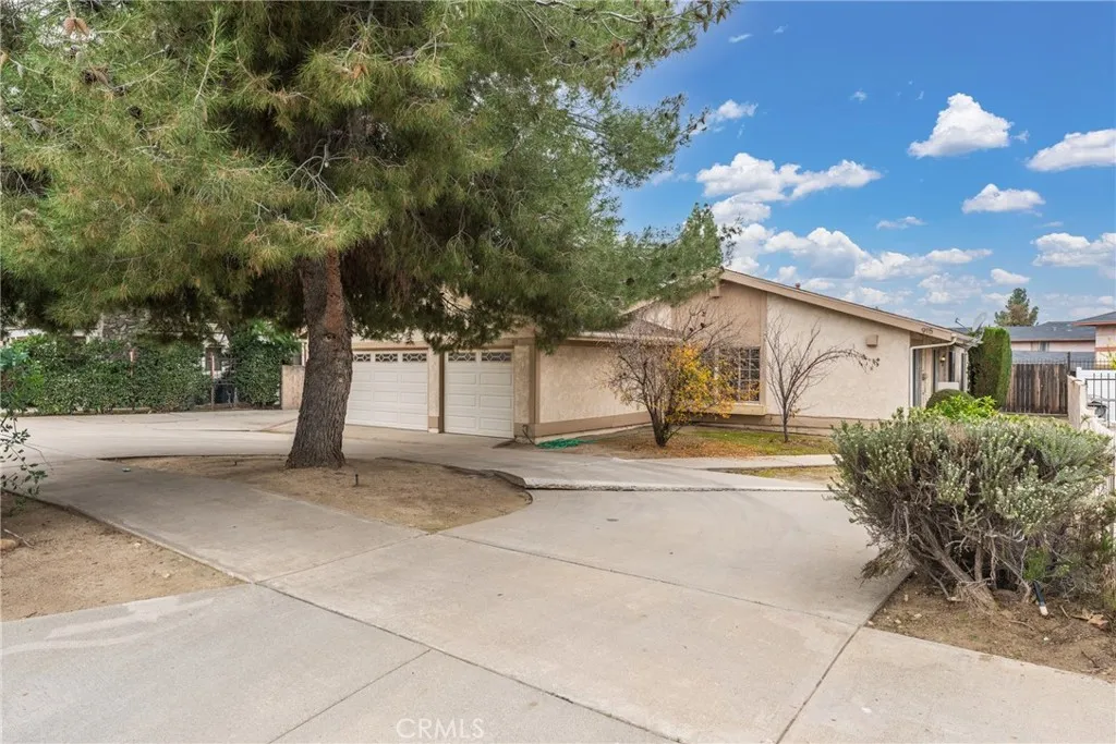 915 Church Street, Redlands, California 92374 home-pic-0