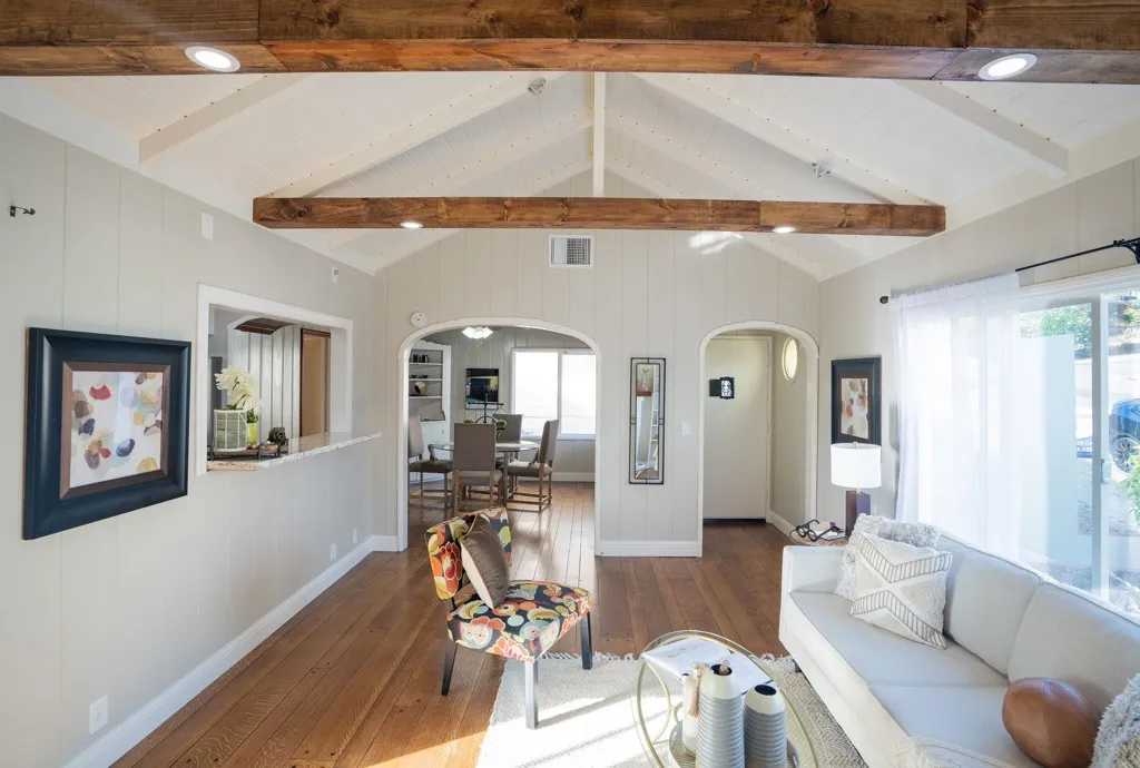 2925 El Monte Ave, Oakland, California 94605 home-pic-12