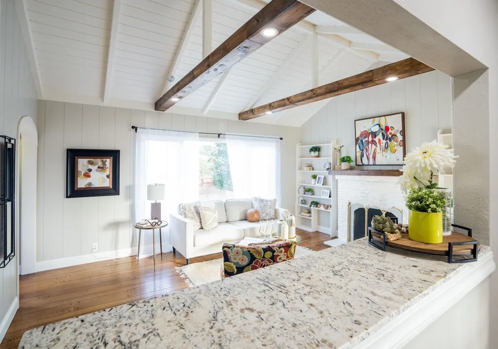 2925 El Monte Ave, Oakland, California 94605 home-pic-14