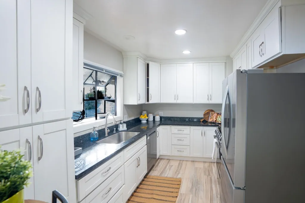 2925 El Monte Ave, Oakland, California 94605 home-pic-21
