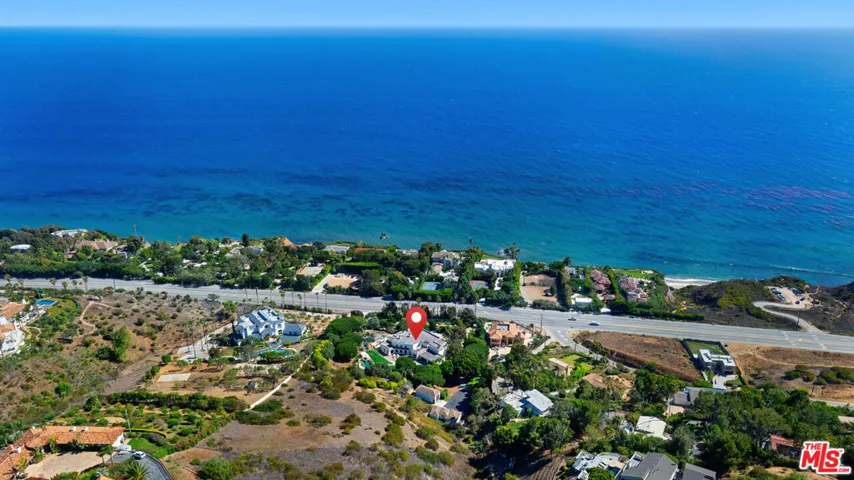 32597 Pacific Coast Highway, Malibu, California 90265