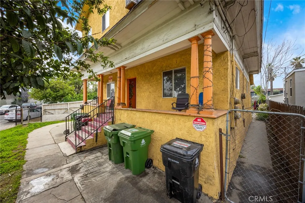 443 S State, Los Angeles, California 90033 home-pic-6