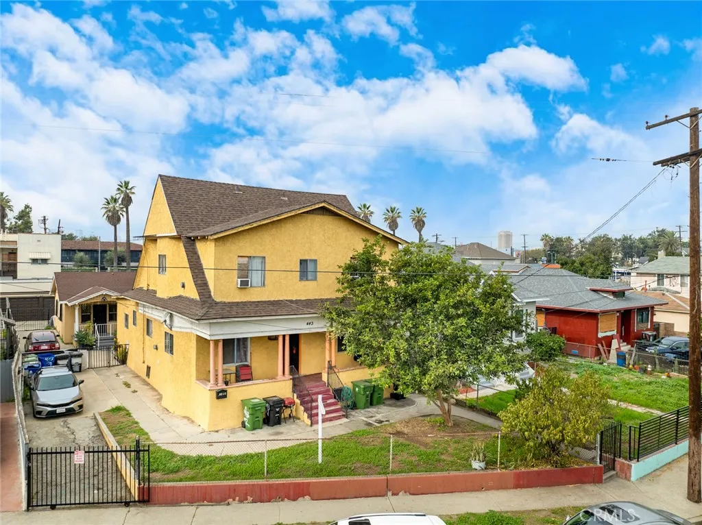 443 S State, Los Angeles, California 90033 home-pic-2