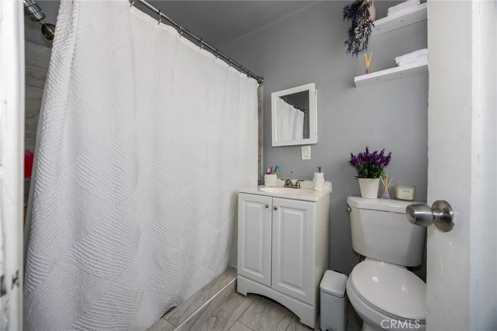 443 S State, Los Angeles, California 90033 home-pic-25