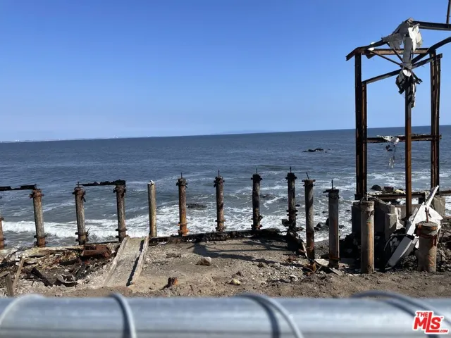 picture 2 over the fence