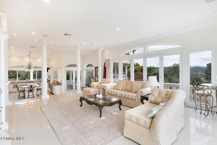 932 Rosario Dr- HsHProd-83