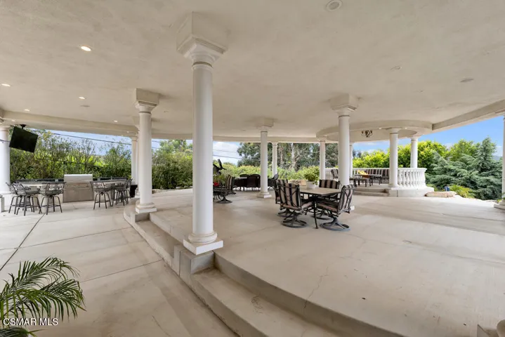 932 Rosario Dr- HsHProd-132