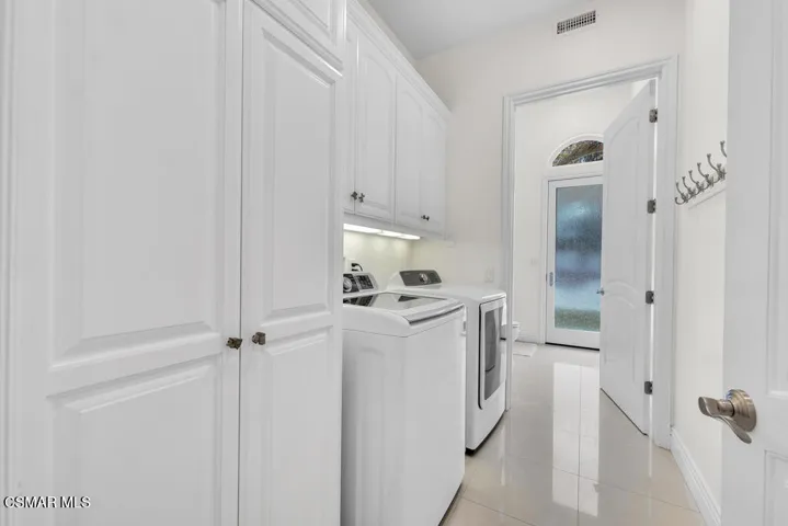 932 Rosario Dr- HsHProd-97