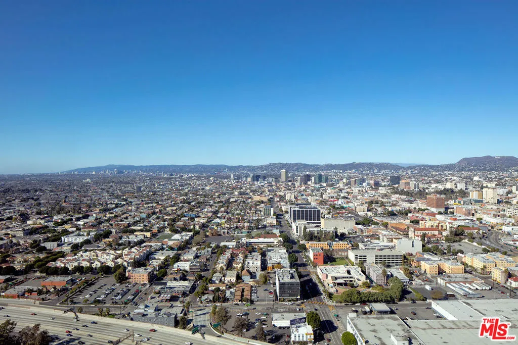 900 W Olympic Boulevard 40f, Los Angeles, California 90015 home-pic-11