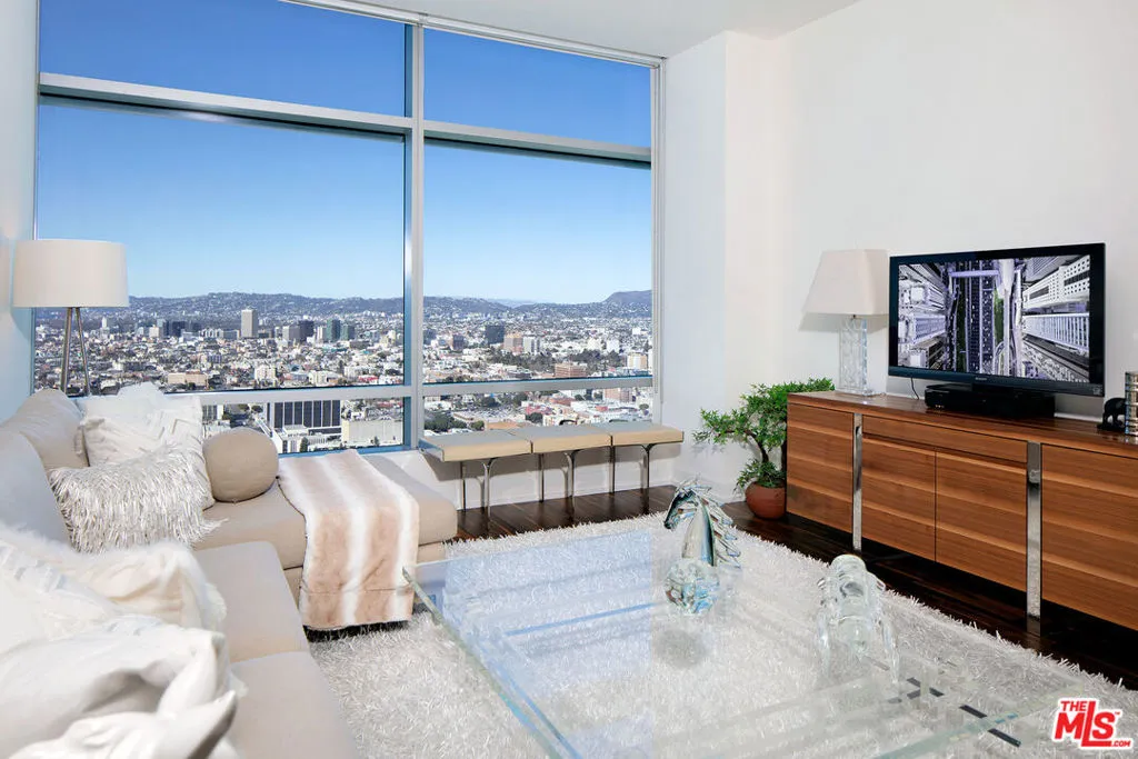 900 W Olympic Boulevard 40f, Los Angeles, California 90015 home-pic-5