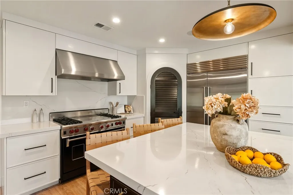 425 Tustin Avenue, Newport Beach, California 92663 home-pic-8