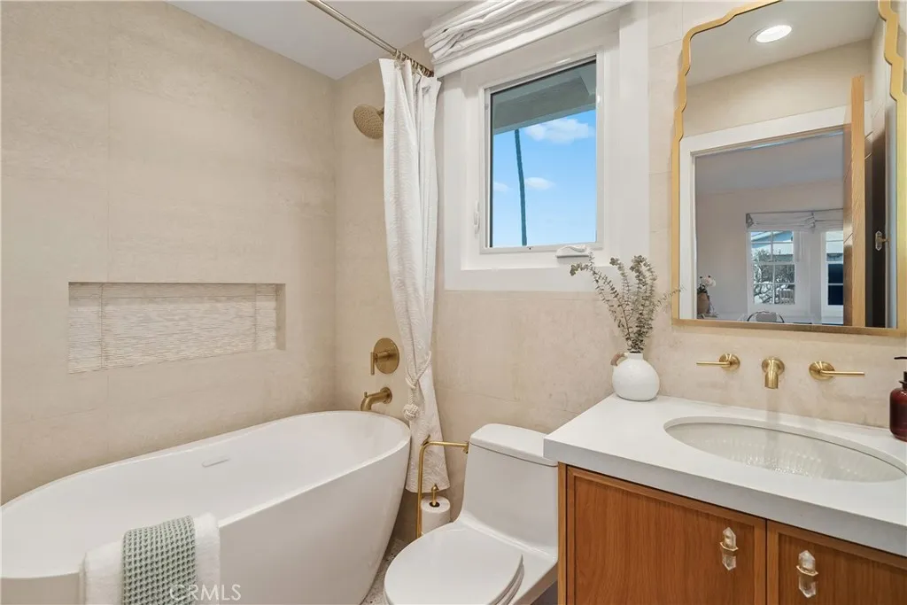 425 Tustin Avenue, Newport Beach, California 92663 home-pic-25