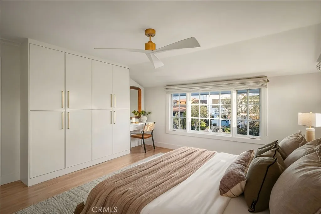 425 Tustin Avenue, Newport Beach, California 92663 home-pic-19