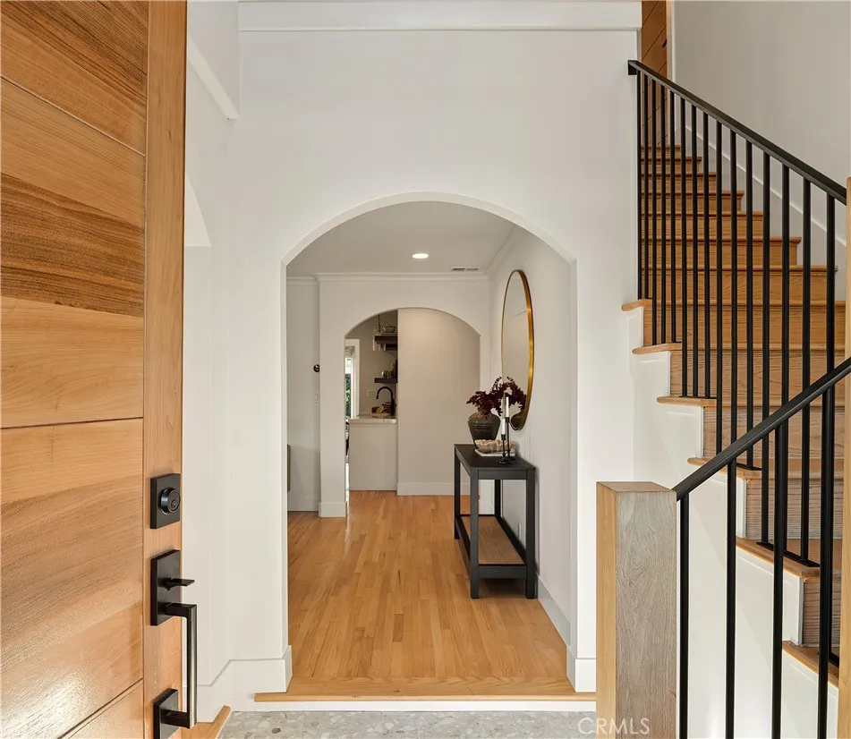425 Tustin Avenue, Newport Beach, California 92663 home-pic-3