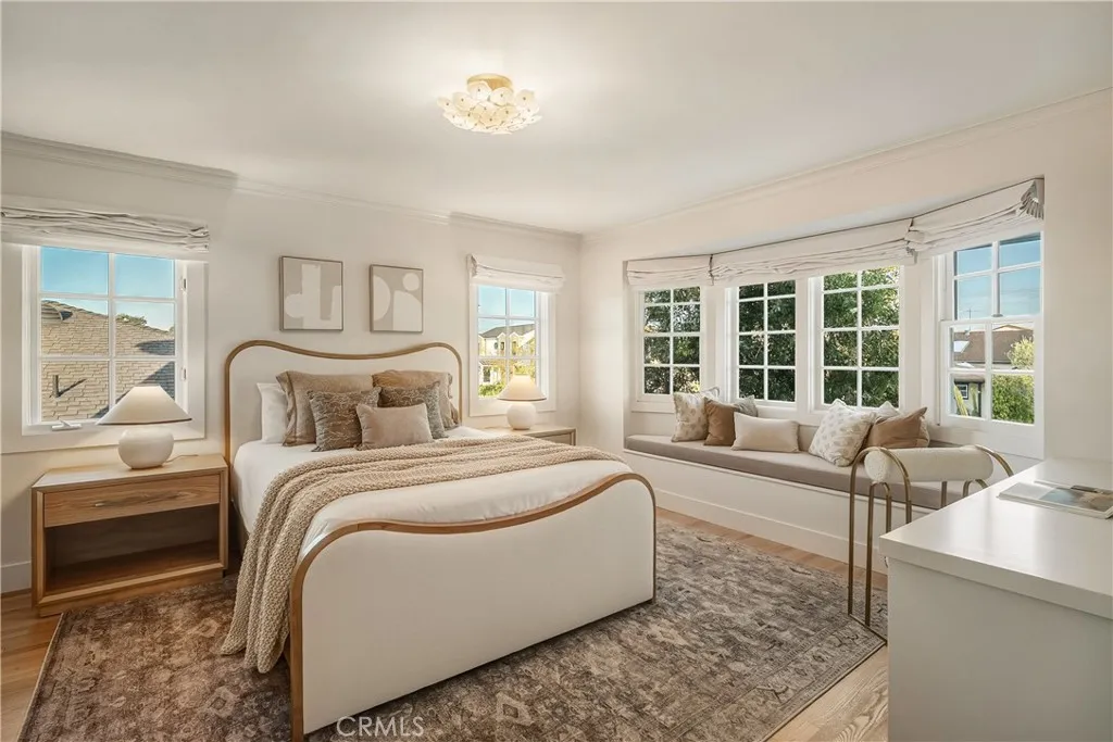 425 Tustin Avenue, Newport Beach, California 92663 home-pic-23