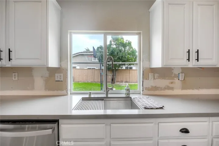 Kitchen Sink view to Side Yard