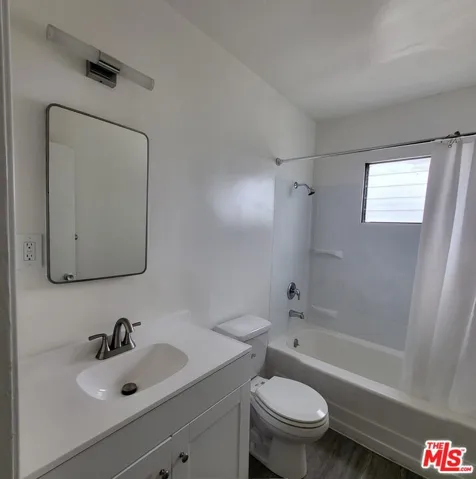 933 S Norton Avenue 4, Los Angeles, California 90019