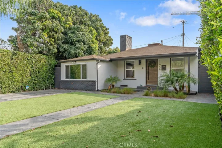 11938 Exposition Boulevard, Los Angeles, California 90064