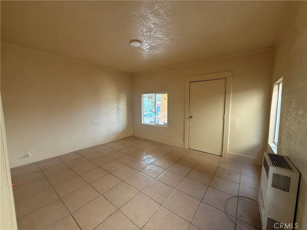 4257 San Pedro Place, Los Angeles, California 90011 — photo 4