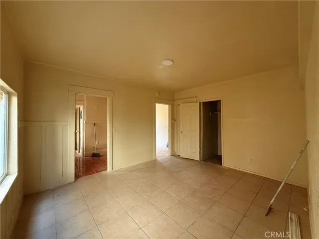 4257 San Pedro Place, Los Angeles, California 90011