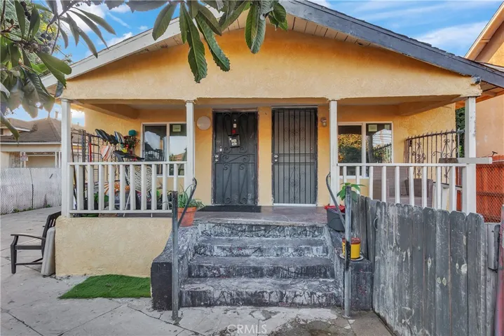 4257 San Pedro Place, Los Angeles, California 90011