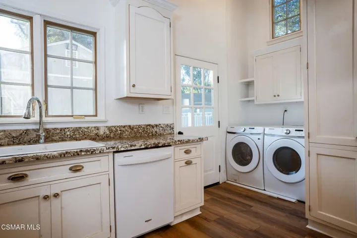 Delivery1753HiddenValleyRd,ThousandOaks-