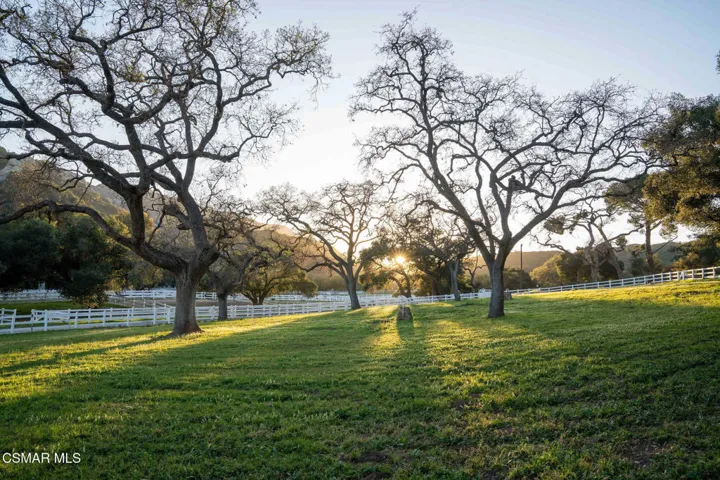 Delivery1753HiddenValleyRd,ThousandOaks-