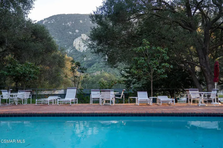 Delivery1753HiddenValleyRd,ThousandOaks-