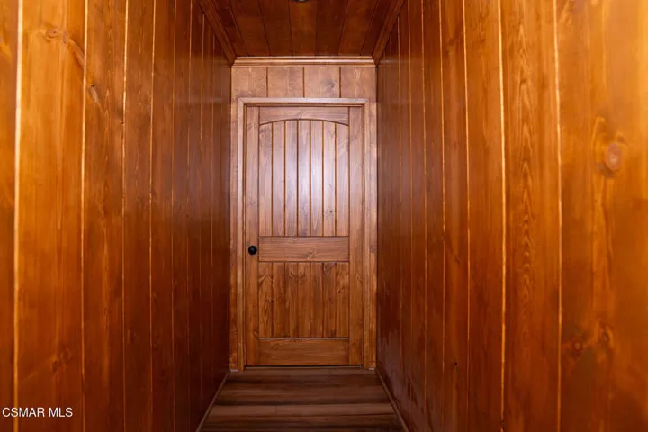 Delivery1753HiddenValleyRd,ThousandOaks-