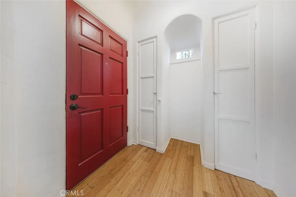 520 N Howard Street, Glendale, California 91206 home-pic-26