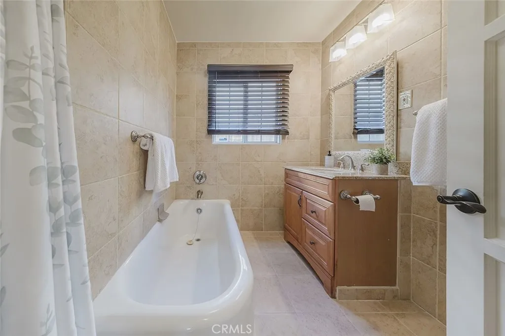 520 N Howard Street, Glendale, California 91206 home-pic-44