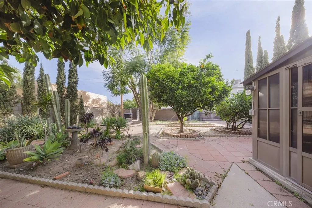 520 N Howard Street, Glendale, California 91206 home-pic-63
