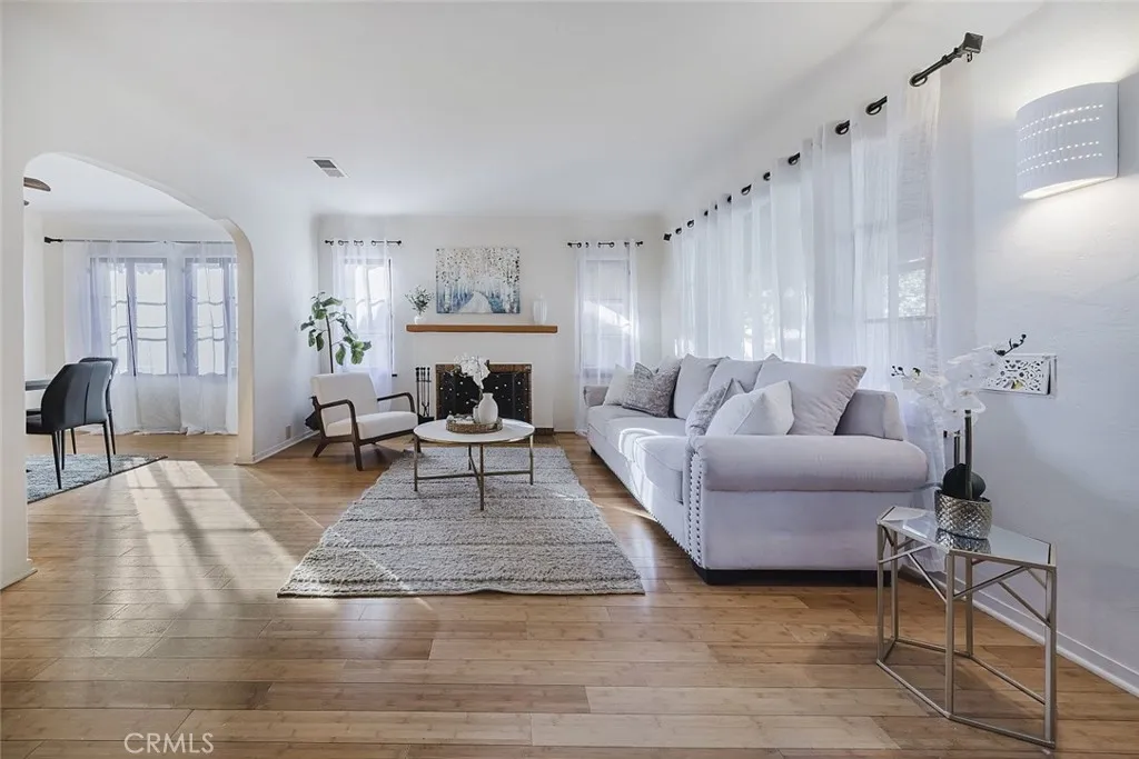 520 N Howard Street, Glendale, California 91206 home-pic-25