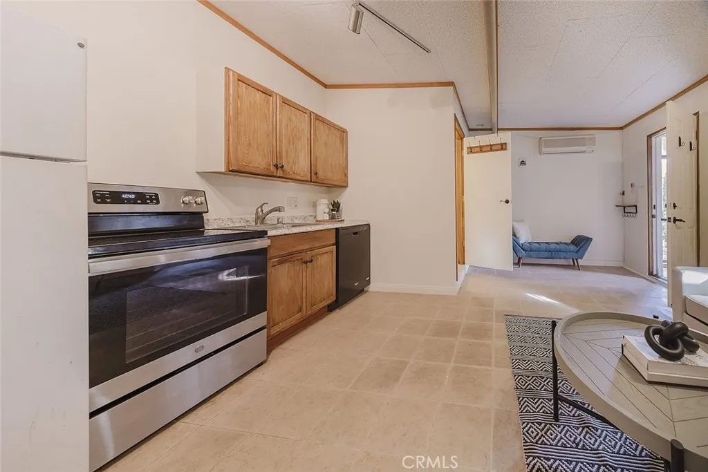 520 N Howard Street, Glendale, California 91206 home-pic-62