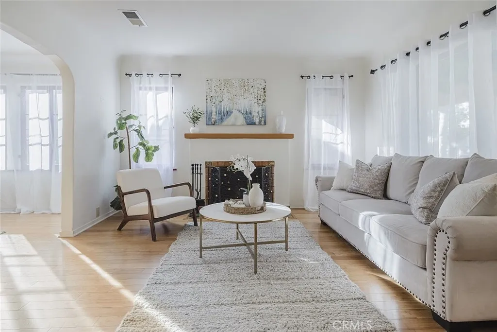 520 N Howard Street, Glendale, California 91206 home-pic-39
