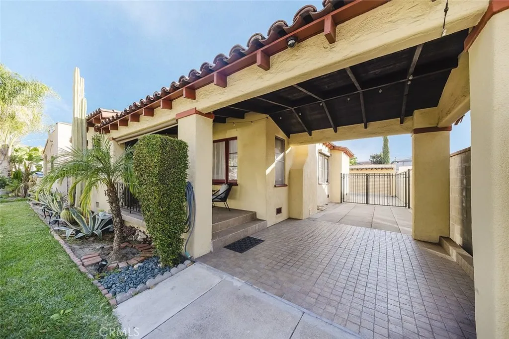 520 N Howard Street, Glendale, California 91206 home-pic-19