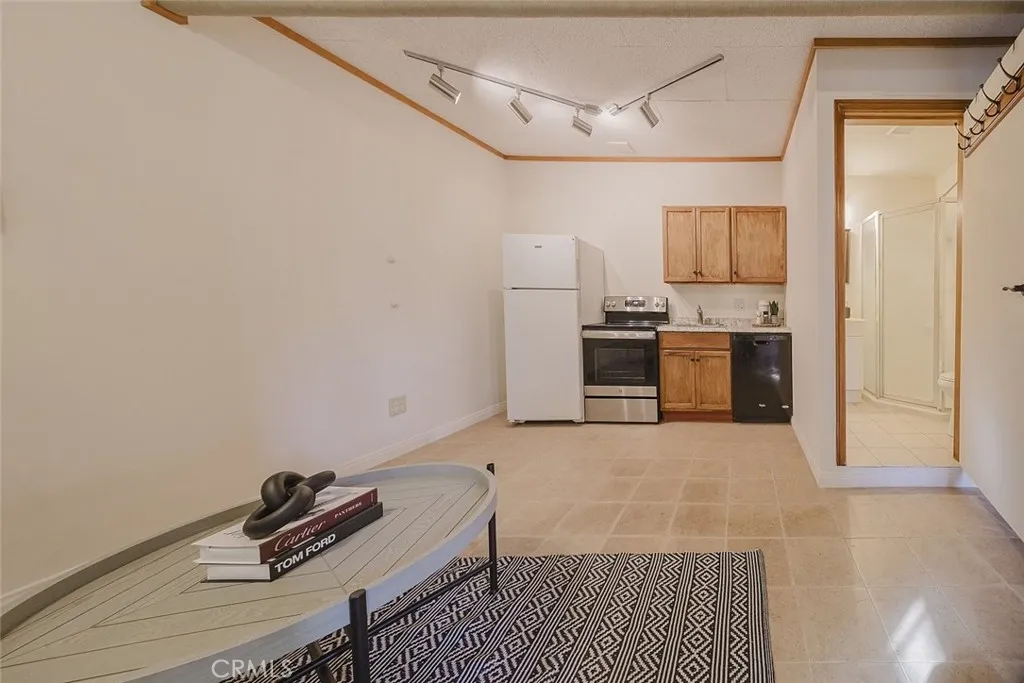 520 N Howard Street, Glendale, California 91206 home-pic-59