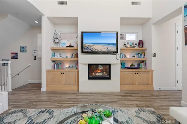 library and game room