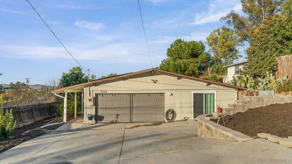 9144 Fanita Rancho Rd, Santee, California 92071 home-pic-2