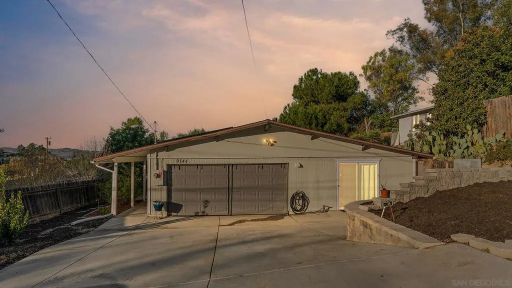 9144 Fanita Rancho Rd, Santee, California 92071 home-pic-27