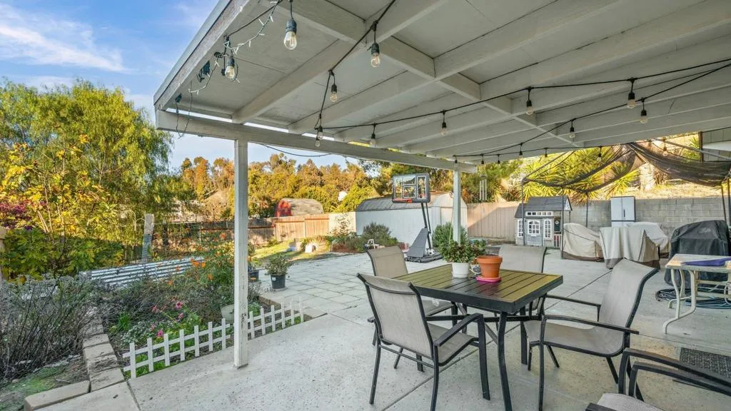 9144 Fanita Rancho Rd, Santee, California 92071 home-pic-24