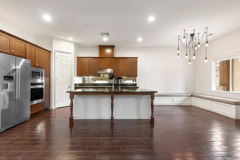 2067 James Gaynor, Fallbrook, California 92028 home-pic-12